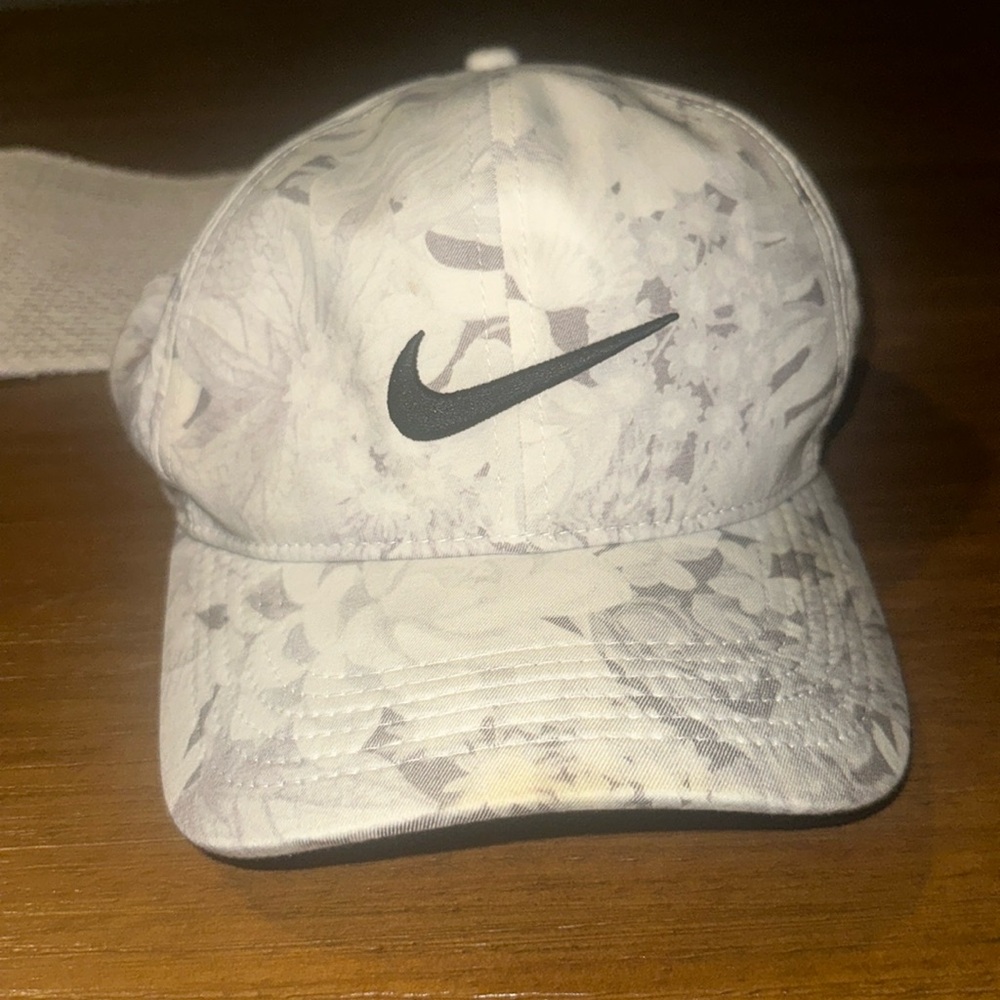 Nike Golf Hat